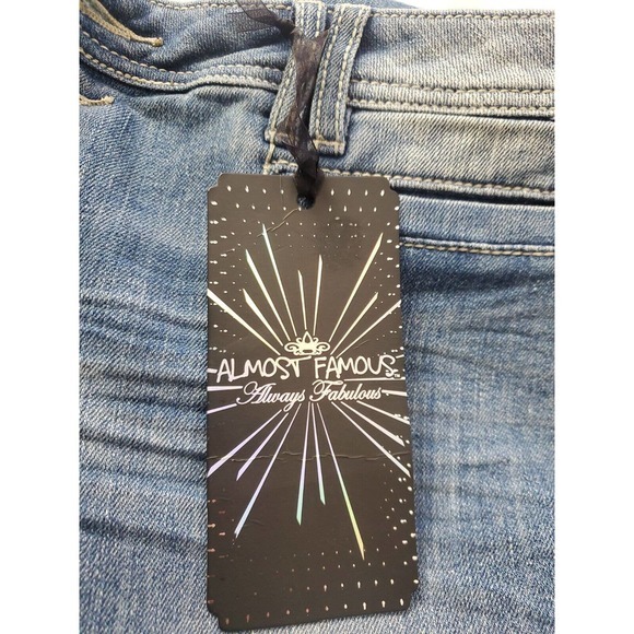 NEW Almost Famous 13 Low Rise Flared Jeans Distressed Button Fly Pockets - Picture 6 of 16